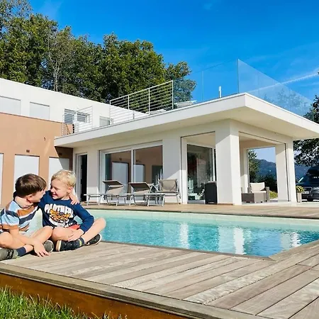 Olympia Pool Sea View Mountains Nature Sleeps 8 Air Conditioning Wi-fi